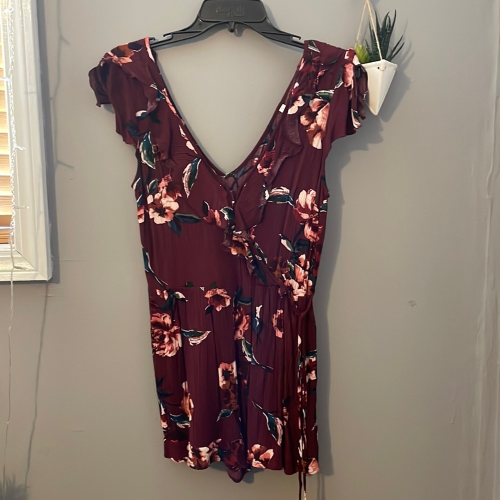 Romper - Picture 2 of 2